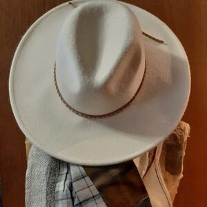 Lucky Brand Cream Cowboy Hat